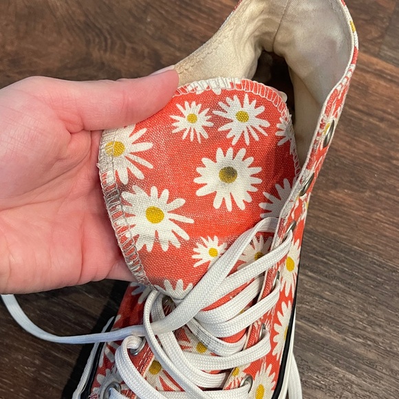 Daisy Converse Chuck Taylor Platform High Tops - Picture 8 of 14